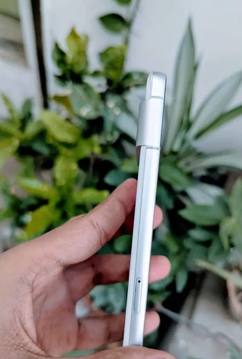 Google Pixel 7 8
