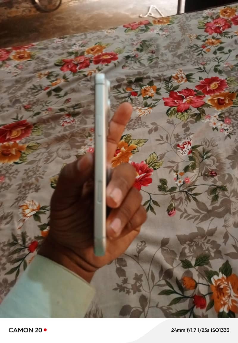 Apple iPhone 17 Pro Max 3