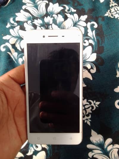 OPPO A37
