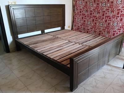 Double bed wooden