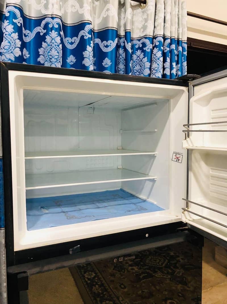 refrigrator 2