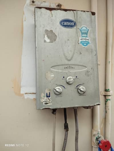 conon water geyser 8 to 10 Liter