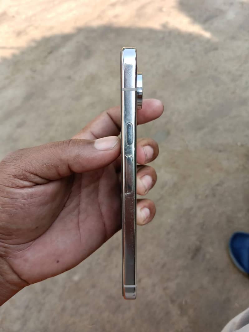 Google Pixel 9 Pro XL 2
