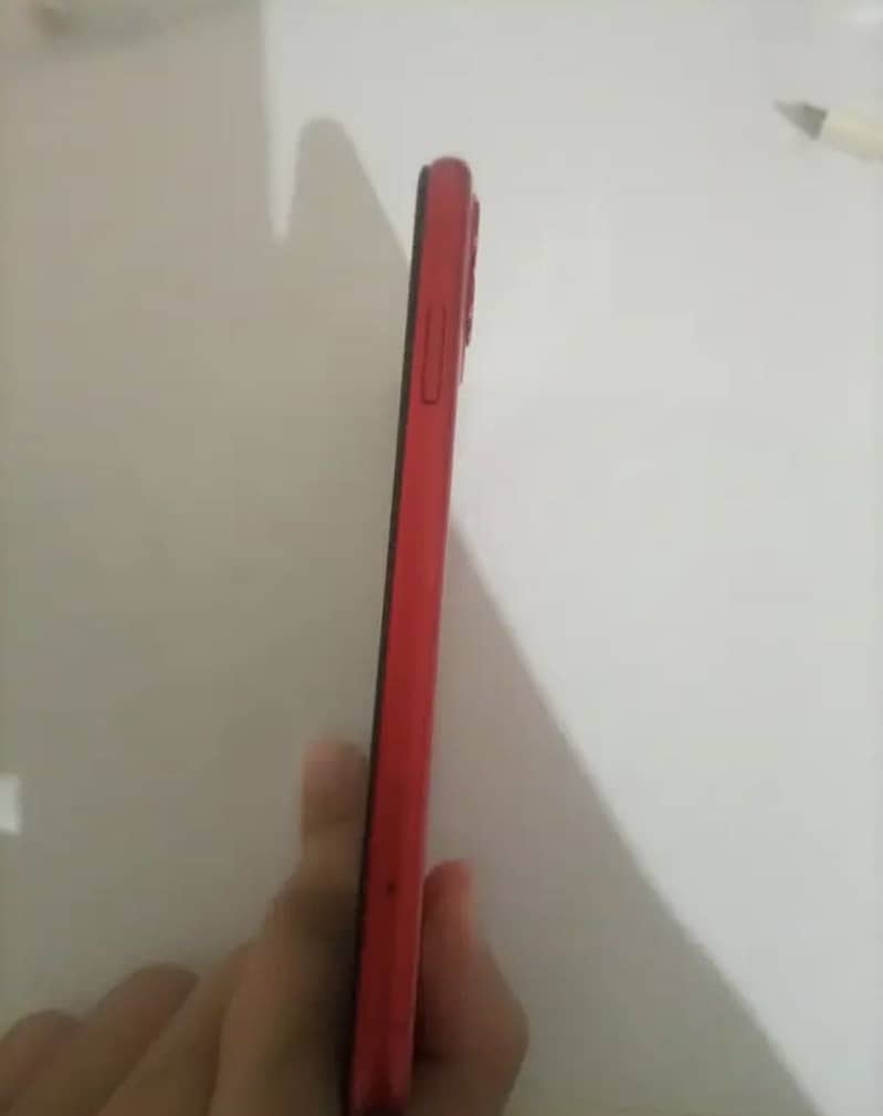 Apple iPhone 11 0
