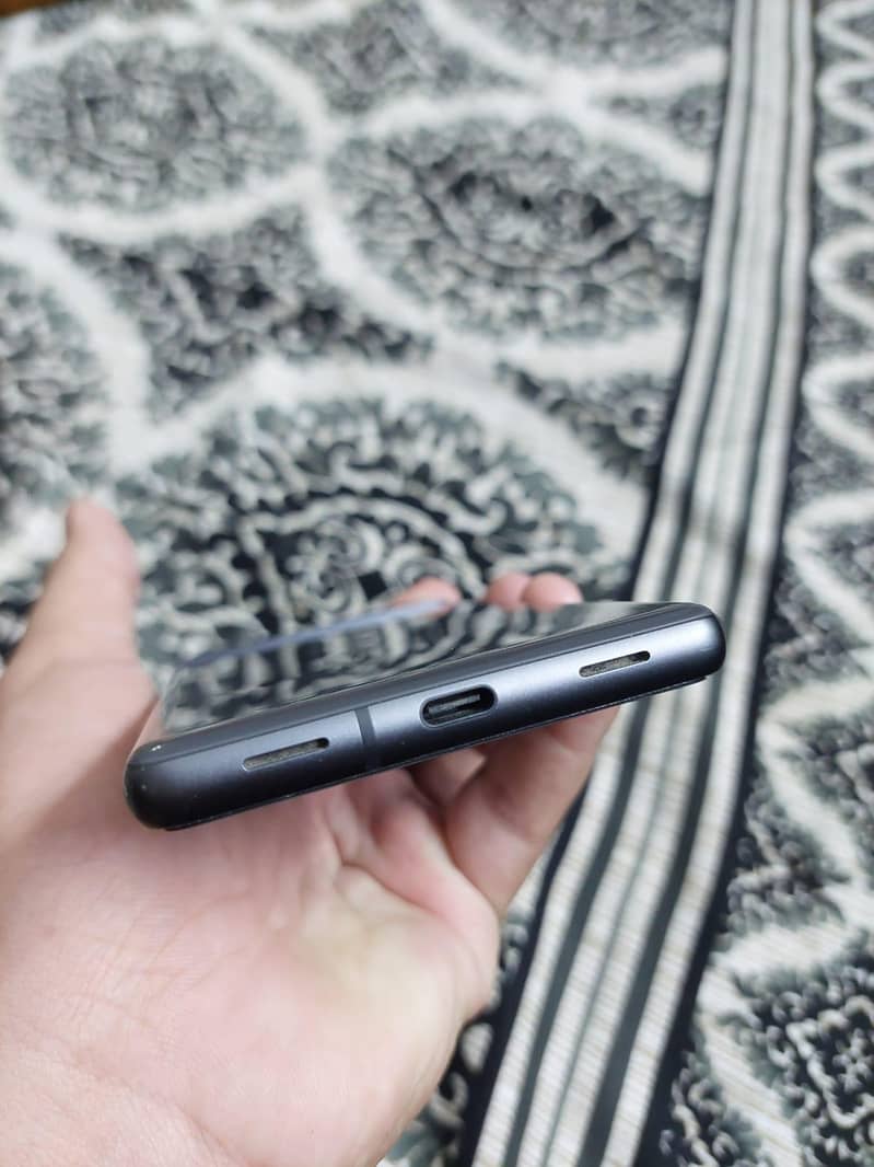 Google Pixel 7a 4