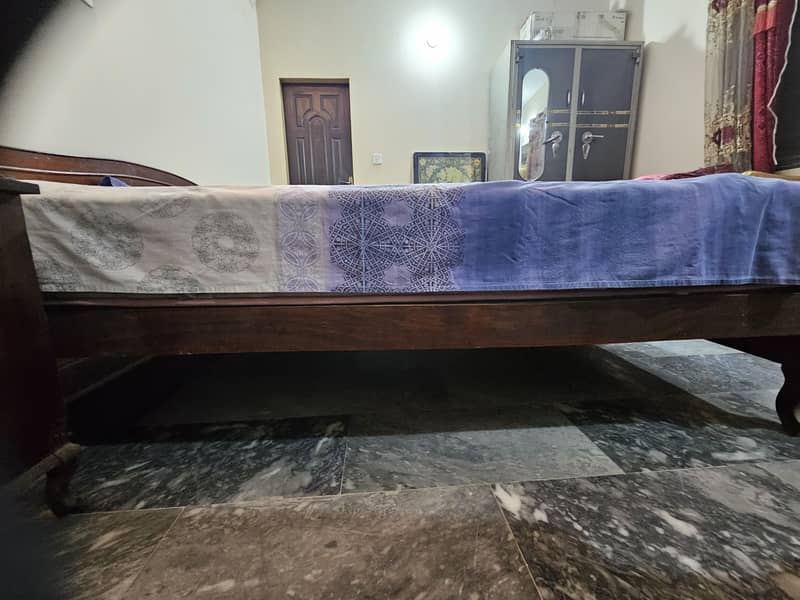 Bed & Mattress 4