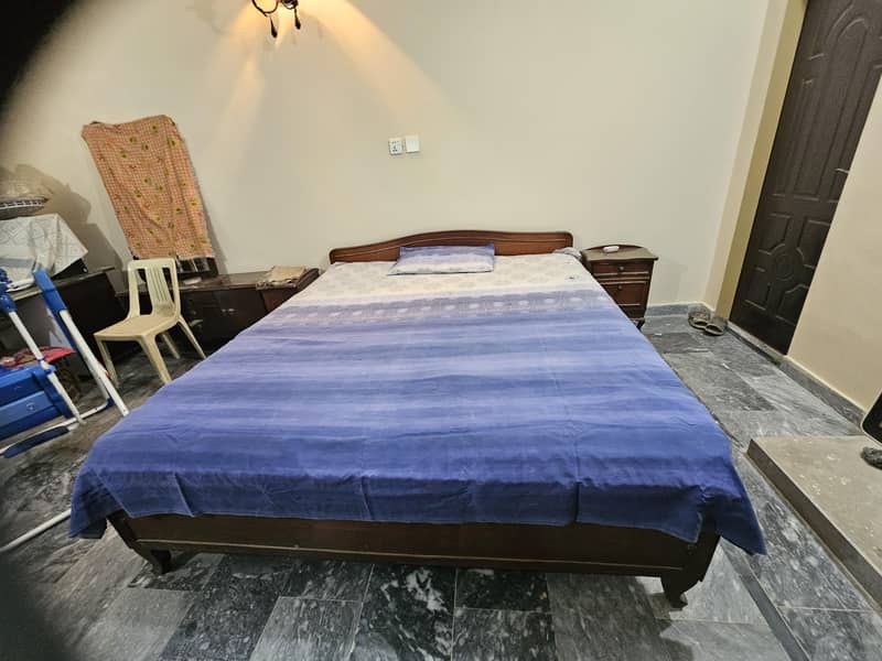 Bed & Mattress 5