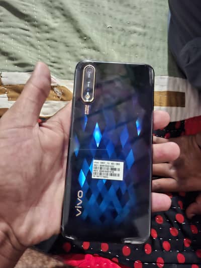 Vivo S1