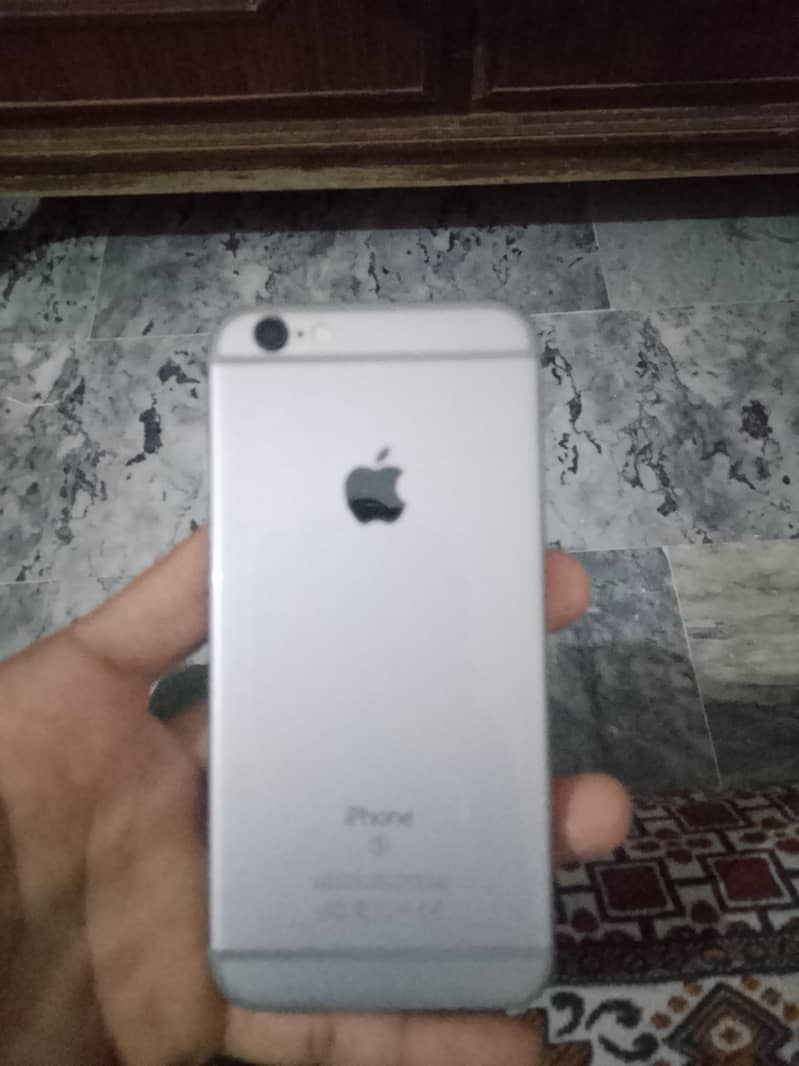 Apple iPhone 6S 2