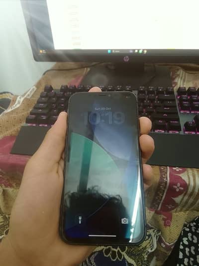 Apple iPhone 11