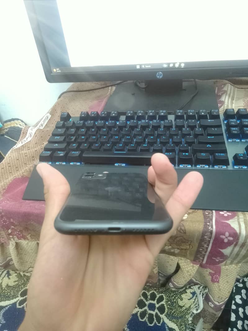Apple iPhone 11 1