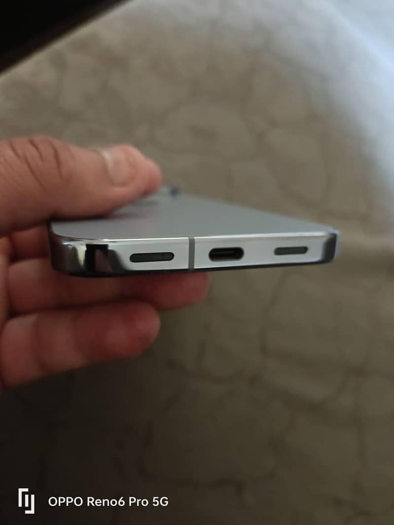 Google Pixel 10 Pro XL 2