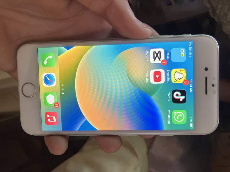 Apple iPhone 8 3