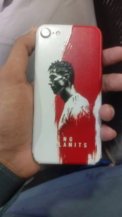 Apple iPhone 7