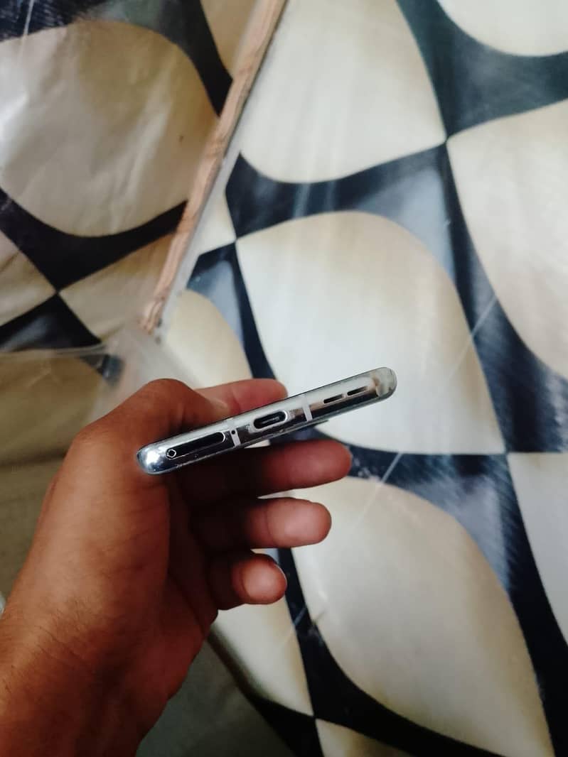 One Plus 9 Pro 1