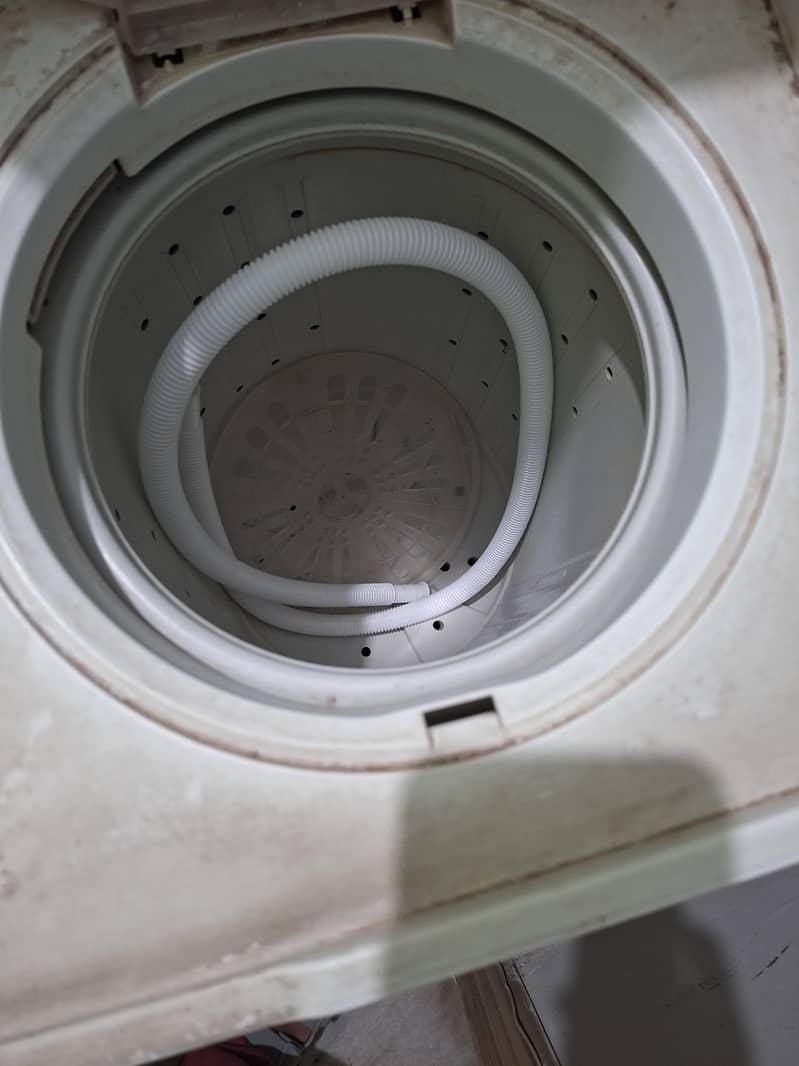 Washer & Dryer 1