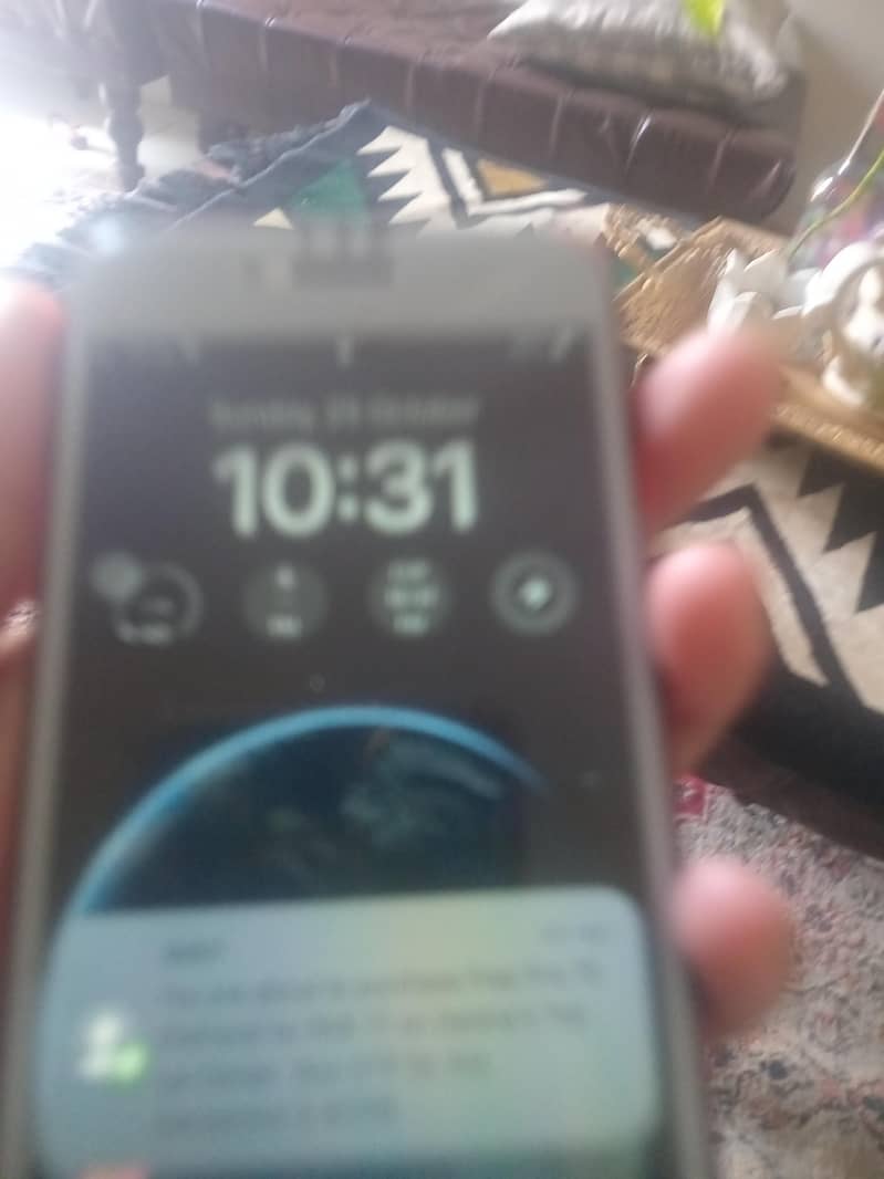 Apple iPhone 8 1