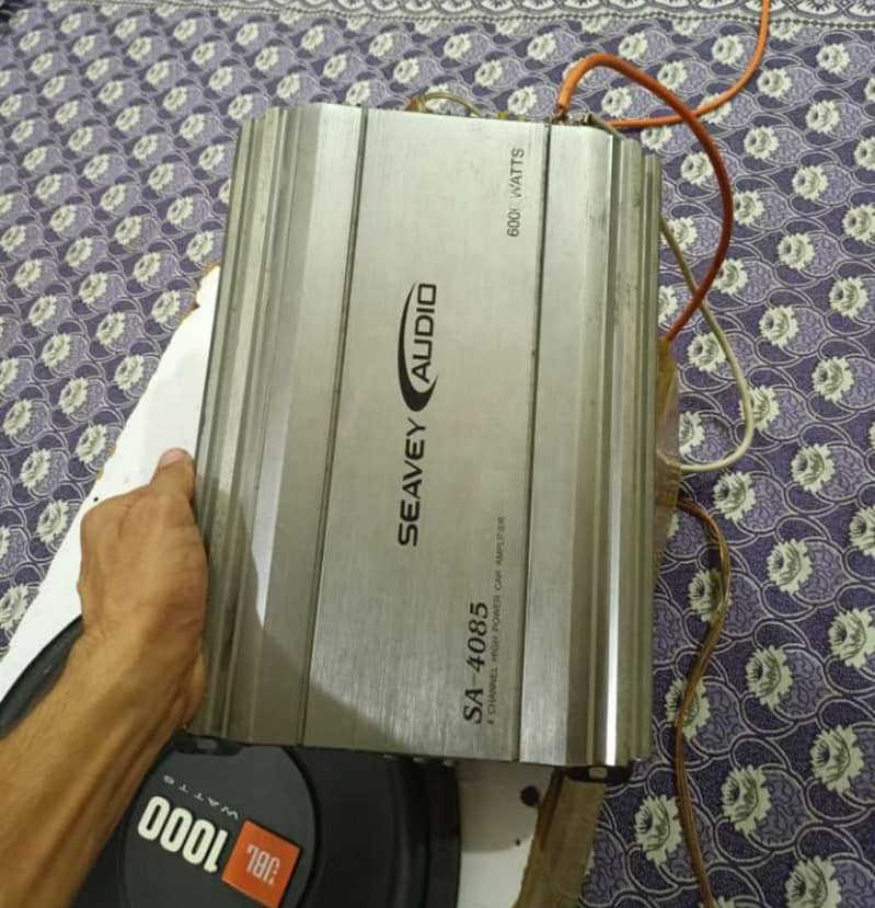 4 chanal amplifier 0