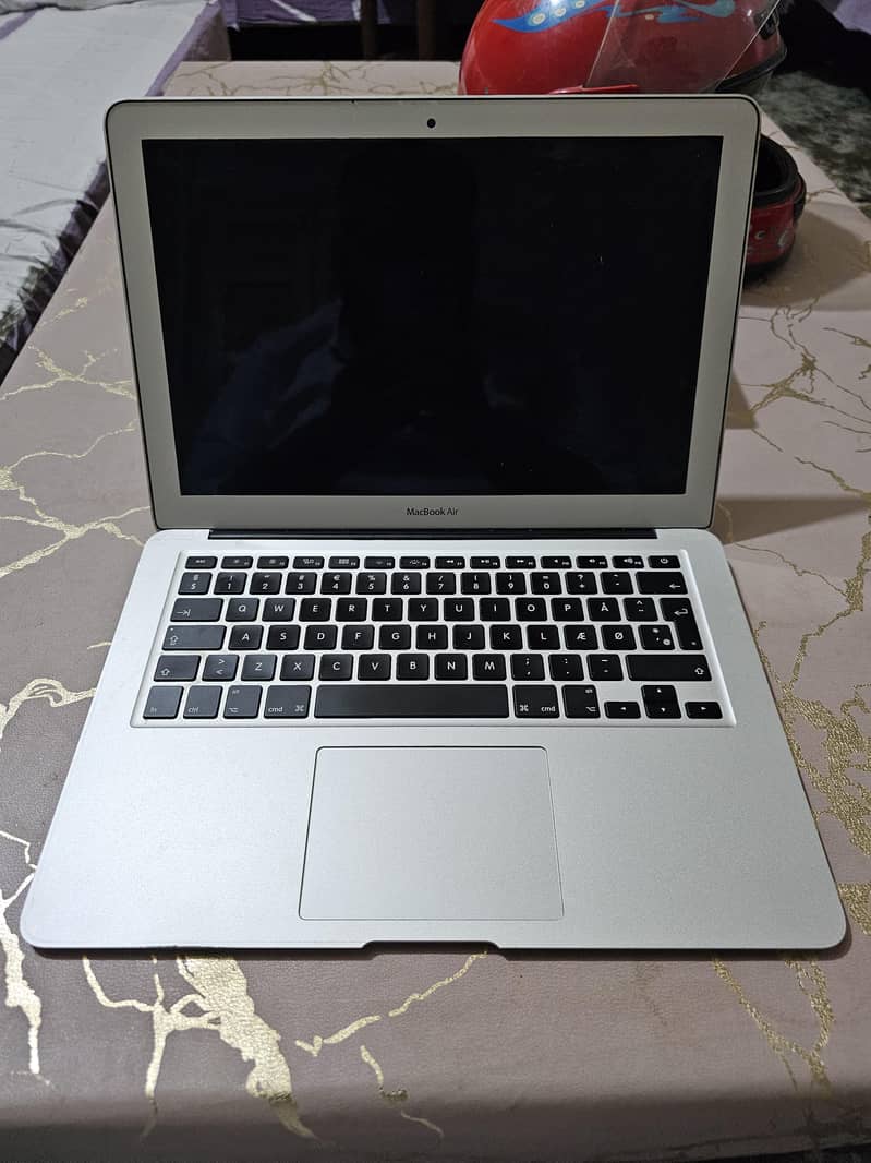MACBOOK AIR 7