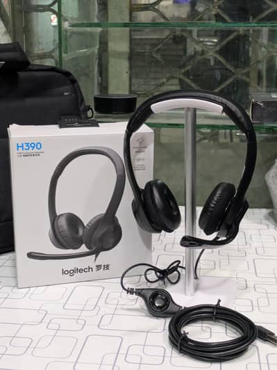Logitech H390 USB Headset with Noise Cancelling Mic – New Open Box