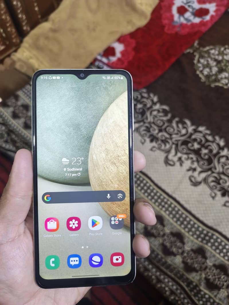Samsung Mobile A12 1