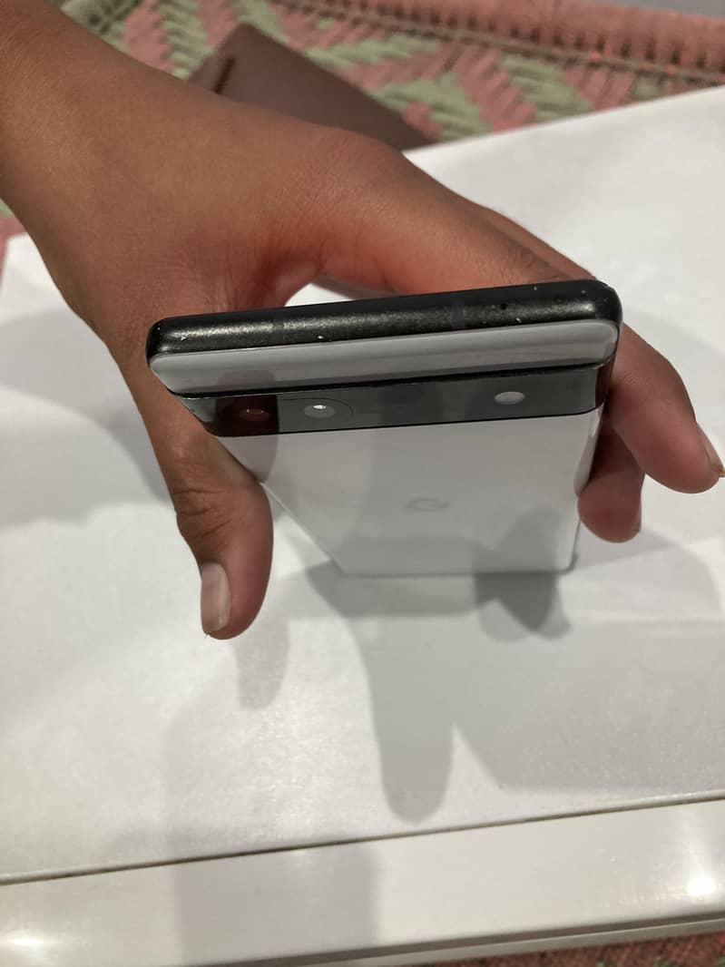Google Pixel 6a 1