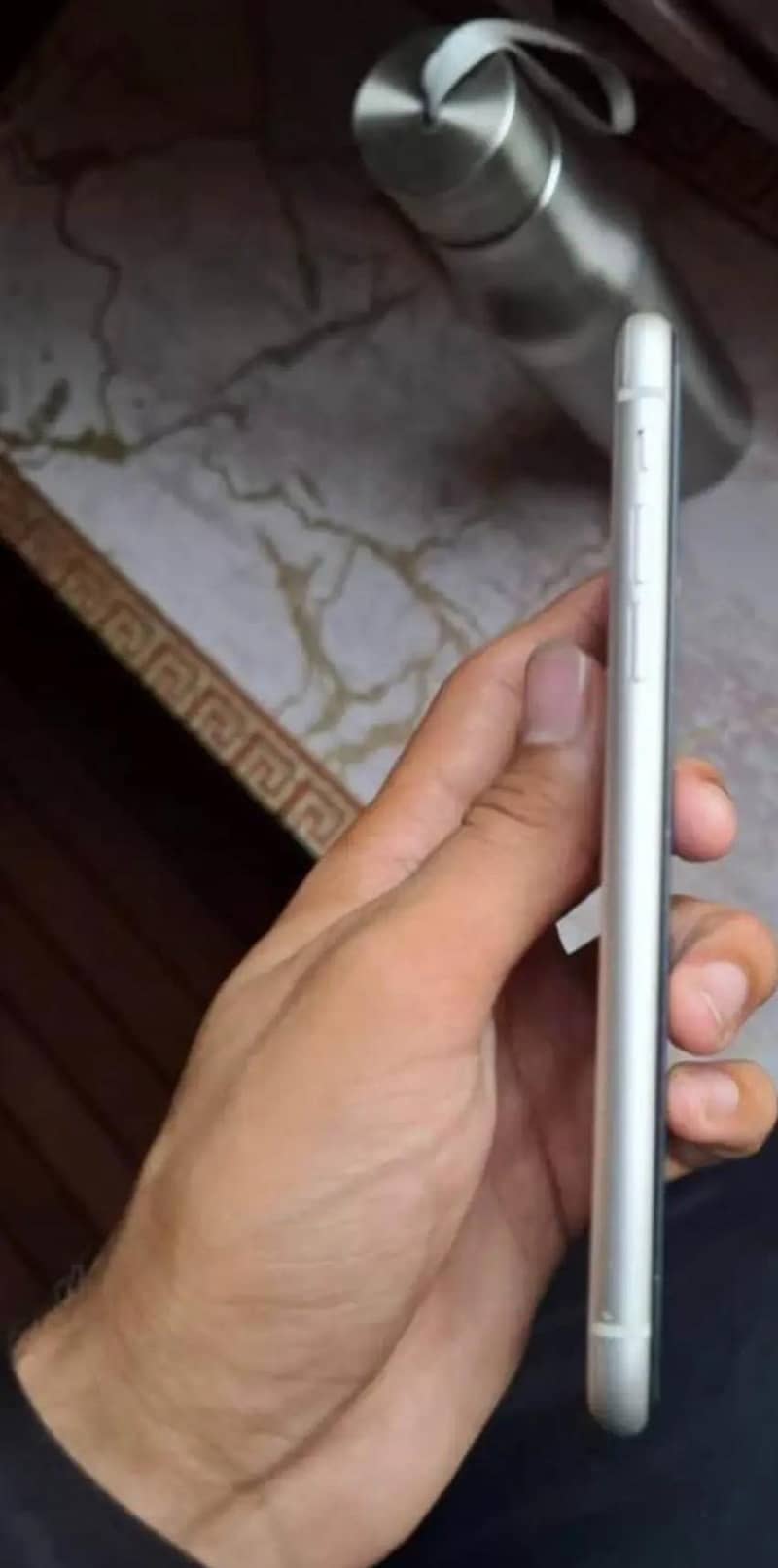Apple iPhone 11 4