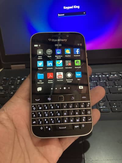 BlackBerry Classic Q20 Physical QWERTY Smartphone, Original