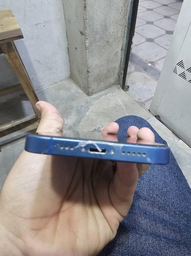 Apple iPhone 13 bypass 2