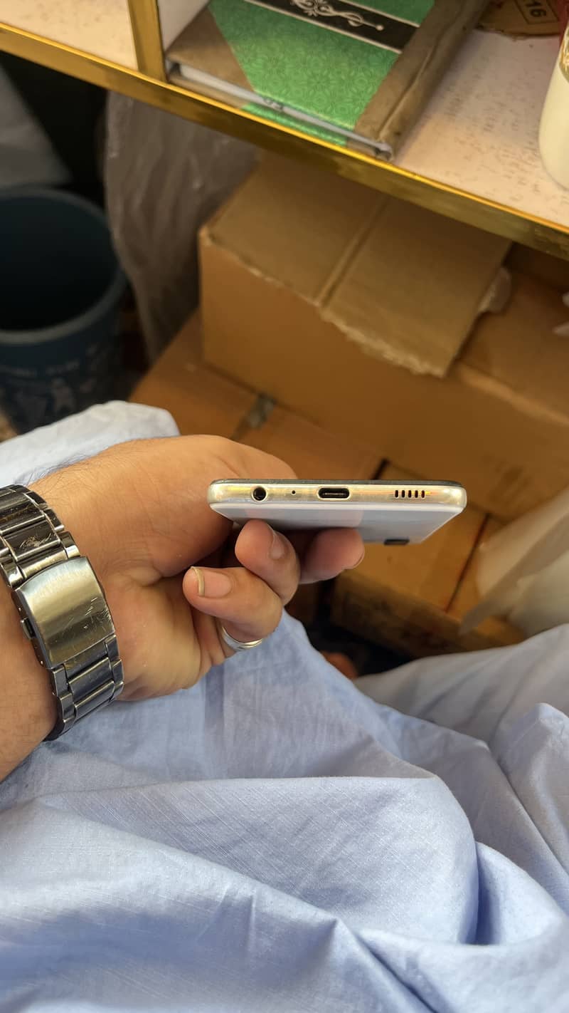 Samsung Mobile A32 1