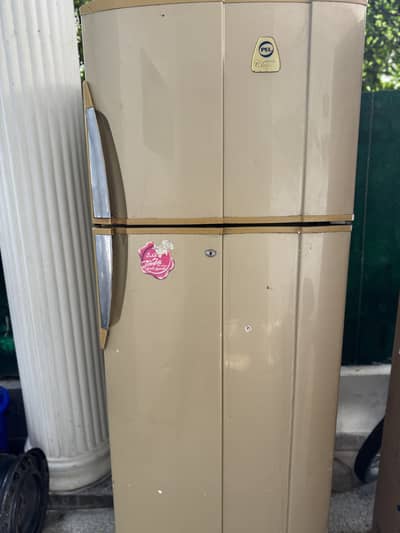 PEL  PC 2017 Model fridge Full size in excellent working condition