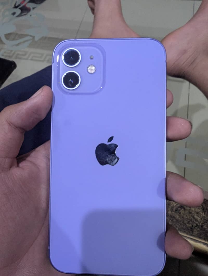 Apple iPhone 12 3