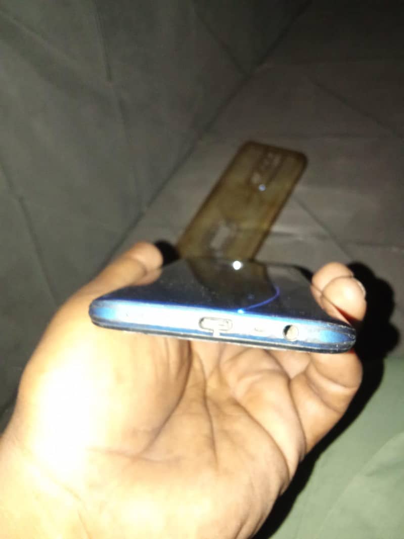 OPPO A9 0