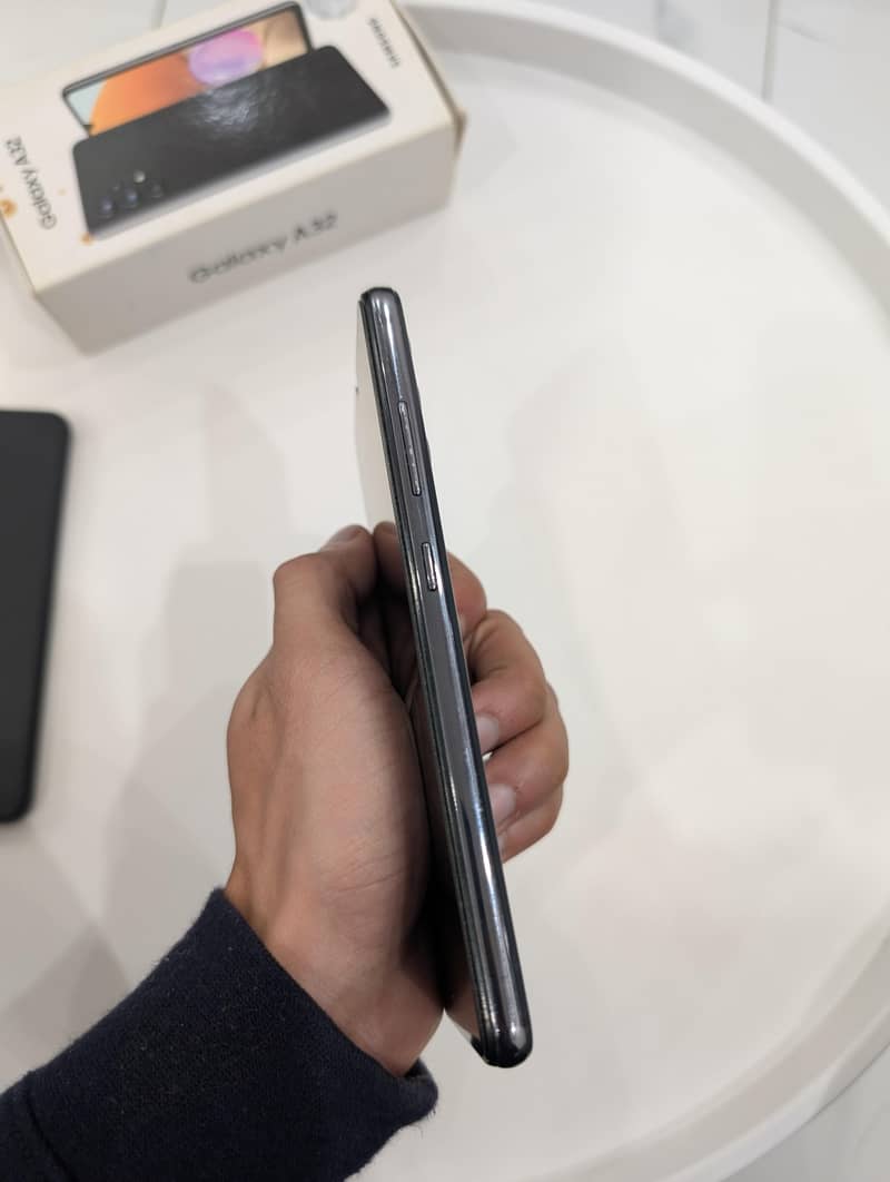 Samsung Mobile A32 2