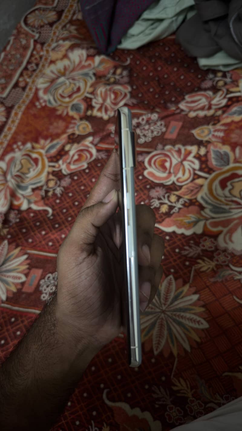Google Pixel 7 Pro 2