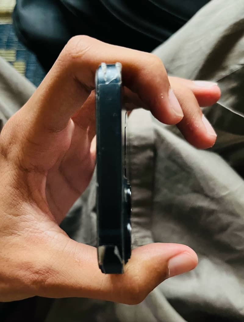 Apple iPhone 13 jv 2