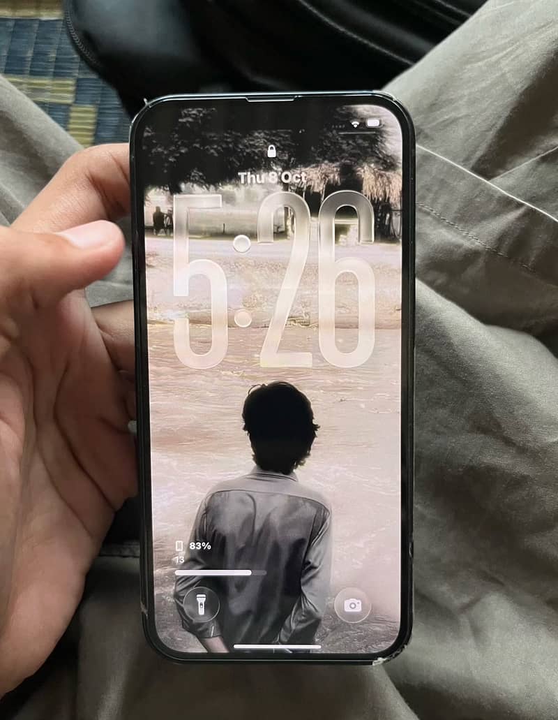Apple iPhone 13 jv 4