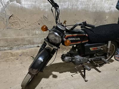 Honda 70 - 1983 Model "Chuha Tanki" | Classic Vintage Condition
