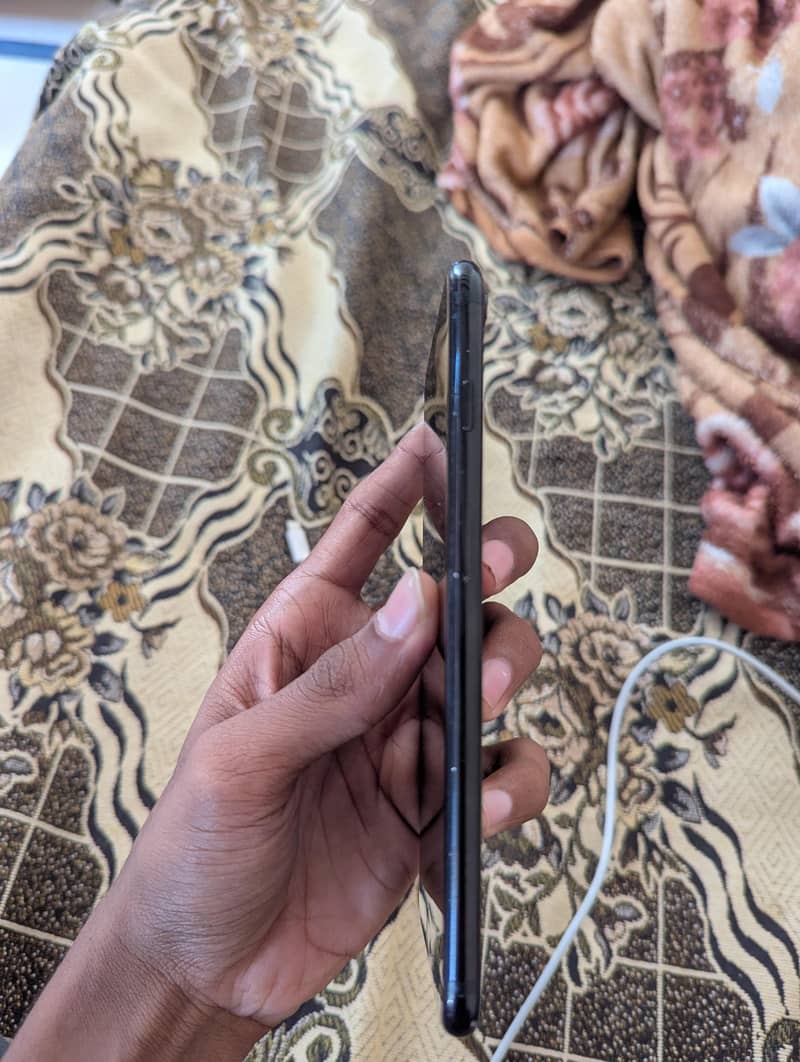 Apple iPhone 7 Plus 1