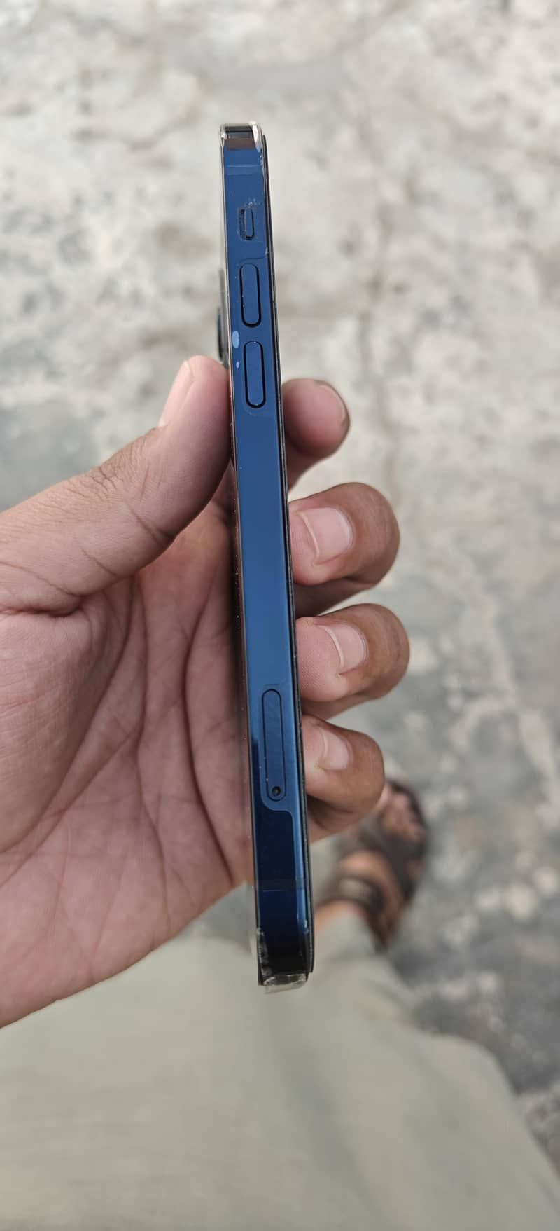 Apple iPhone 12 2
