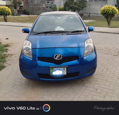 Toyota Vitz 2014