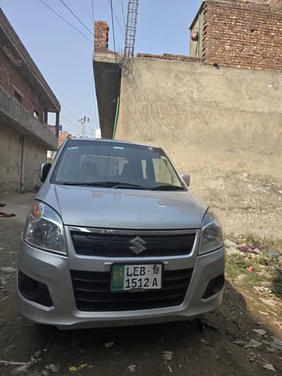Suzuki Wagon R 2018 vxl complete genuine expect back 1 fender