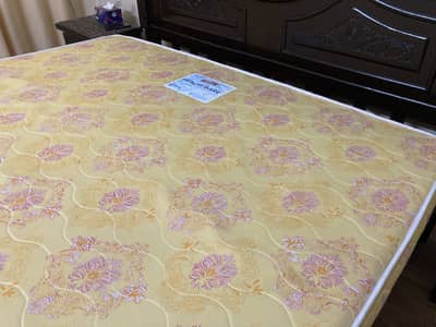 Double bed mattress