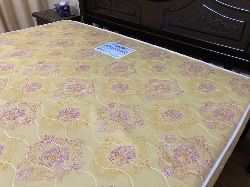 Double bed mattress 0