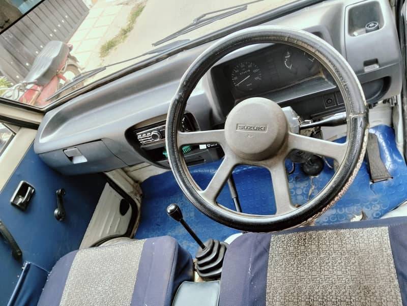 Suzuki bolan 12