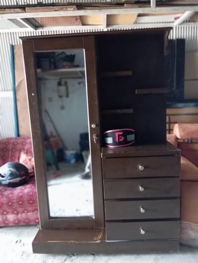 dressing table