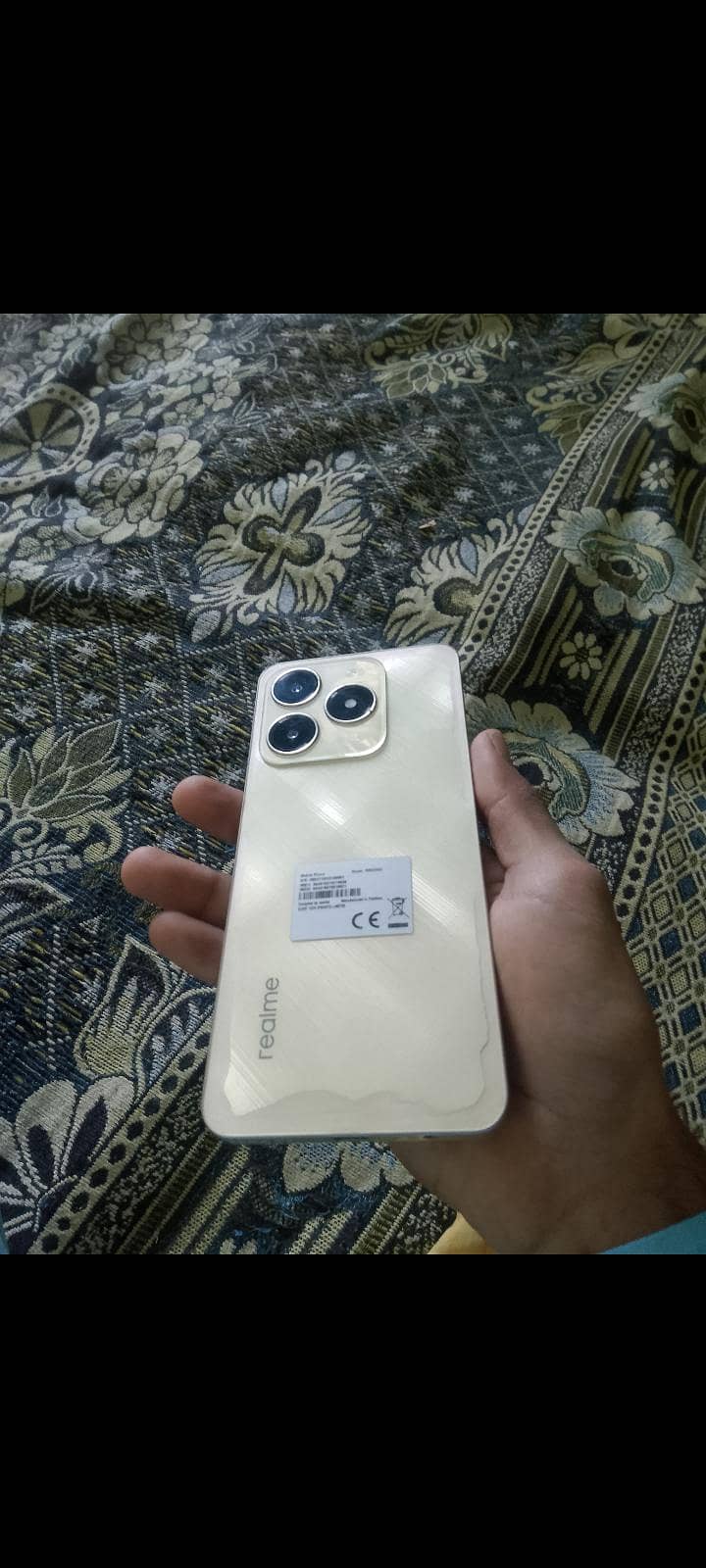 Realme C61 1