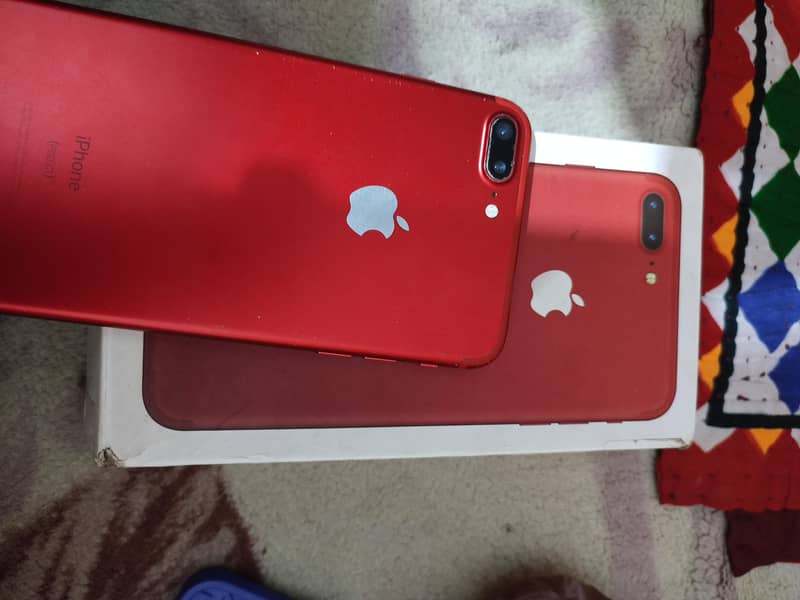 Apple iPhone 7 Plus 0
