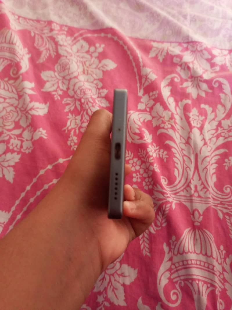 Xiaomi Redmi Note 13 Pro 5