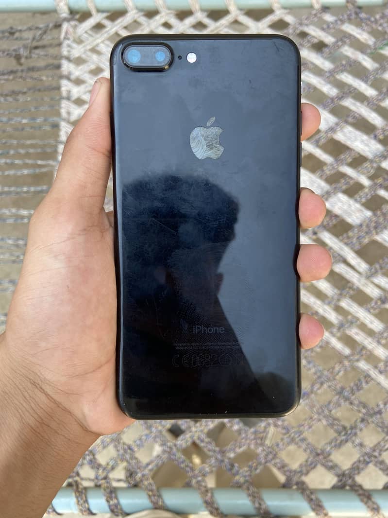 Apple iPhone 7 Plus 4